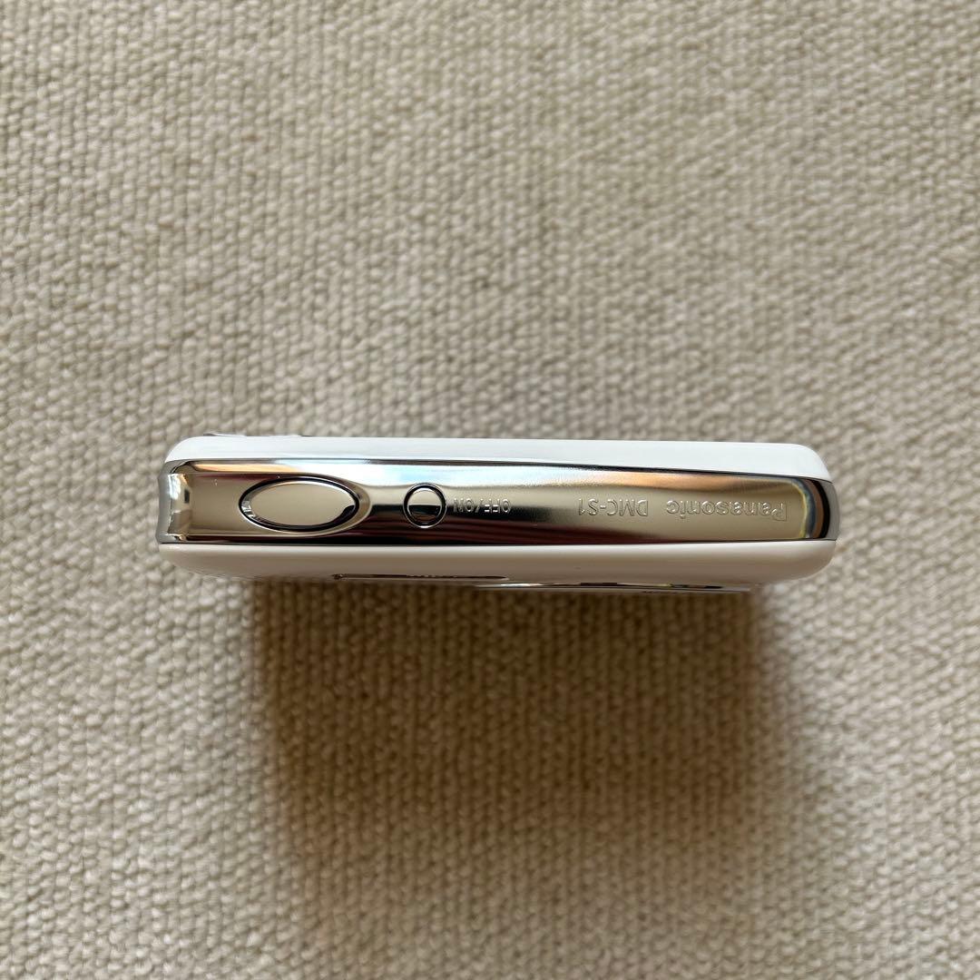 【美品】Panasonic デジタルカメラ LUMIX DMC-S2ホワイト