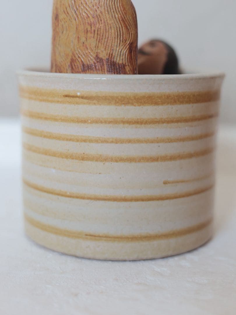 リサラーソン 蓋付壷