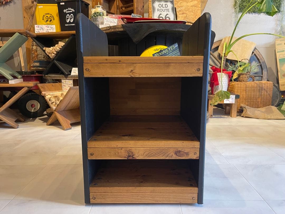 在庫あり　即納　キャビネット　棚　本棚　ダーク　ブラック　キャスター　天然木