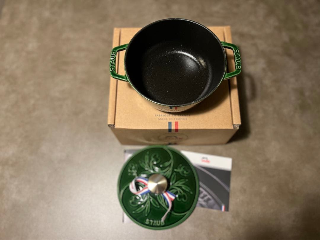 新品 ストウブ　数量限定　ストウブ　ワナベ　16cm オリーブ バジルグリーン