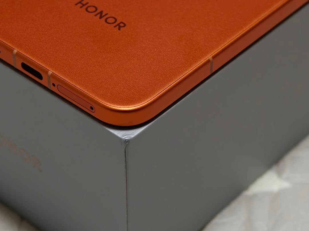 【ほぼ未使用】12/512 HONOR Magic 8 Pro Air オレンジ