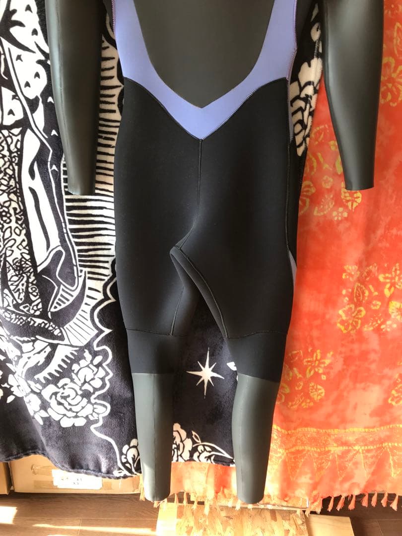 ルーズ　レディースML ウエットスーツ　セミドライ　冬　ウエットスーツ5/3