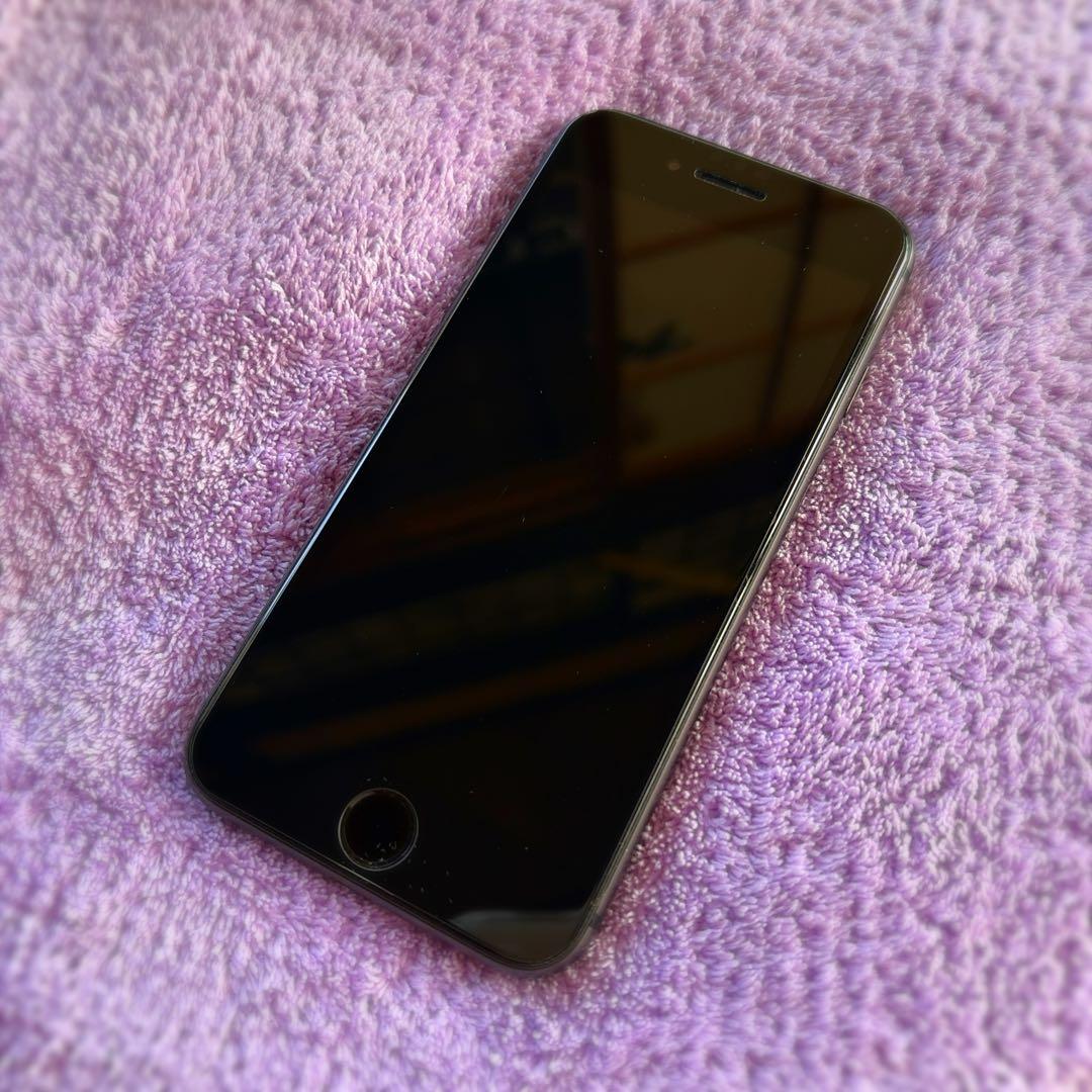 iPhone 8 スペースグレー 256GB SIMフリー