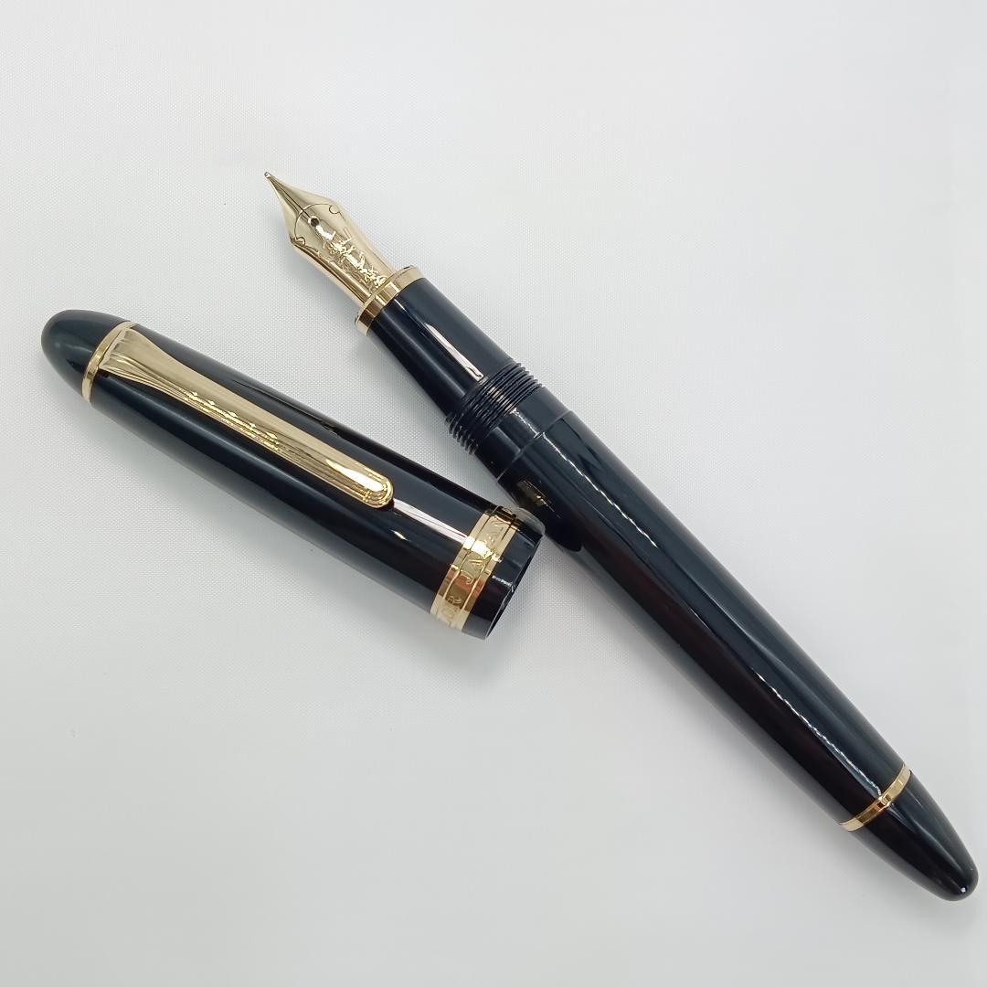 美品★ SAILOR JAPAN 万年筆 14K 1911 H−M 14金 黒