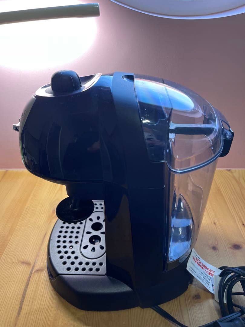 デロンギ エスプレッソマシン 本体と付属品