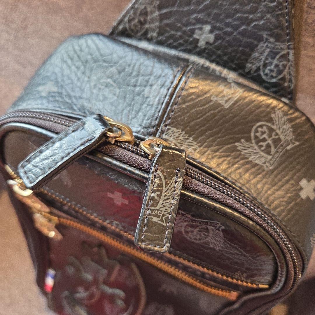 【 はや 】CASTELBAJAC ブラック ショルダーバッグ