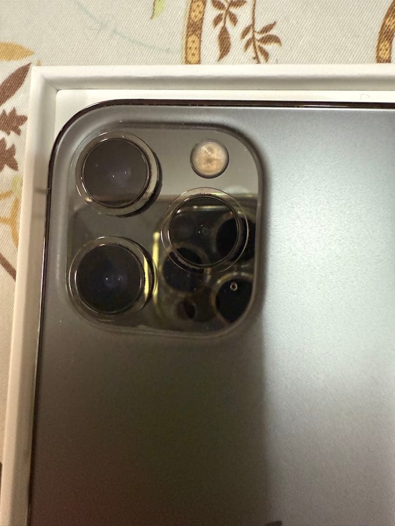 Apple iPhone 12 ProMaxグラファイト 本体