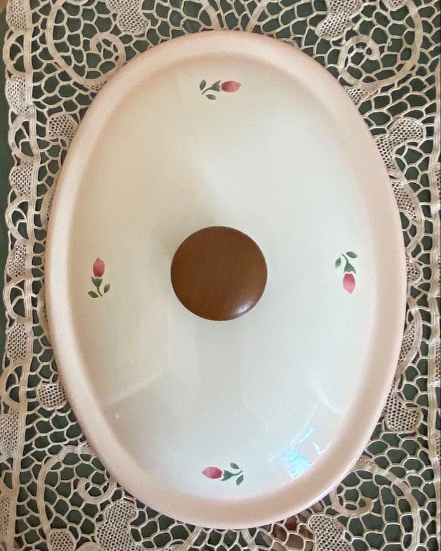 ☆マニーローズ☆ホーロー 両手鍋　オーバル　木製つまみ Many