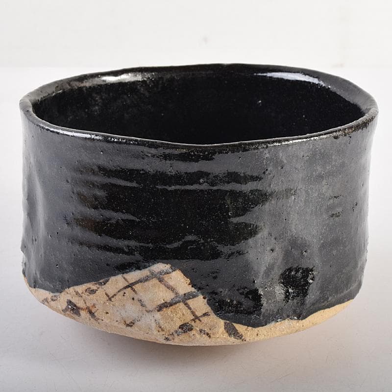 茶道具　桃山時代　瀬戸六作新兵衛造　黒織部　茶碗　銘霜松　極め箱　V　R8818