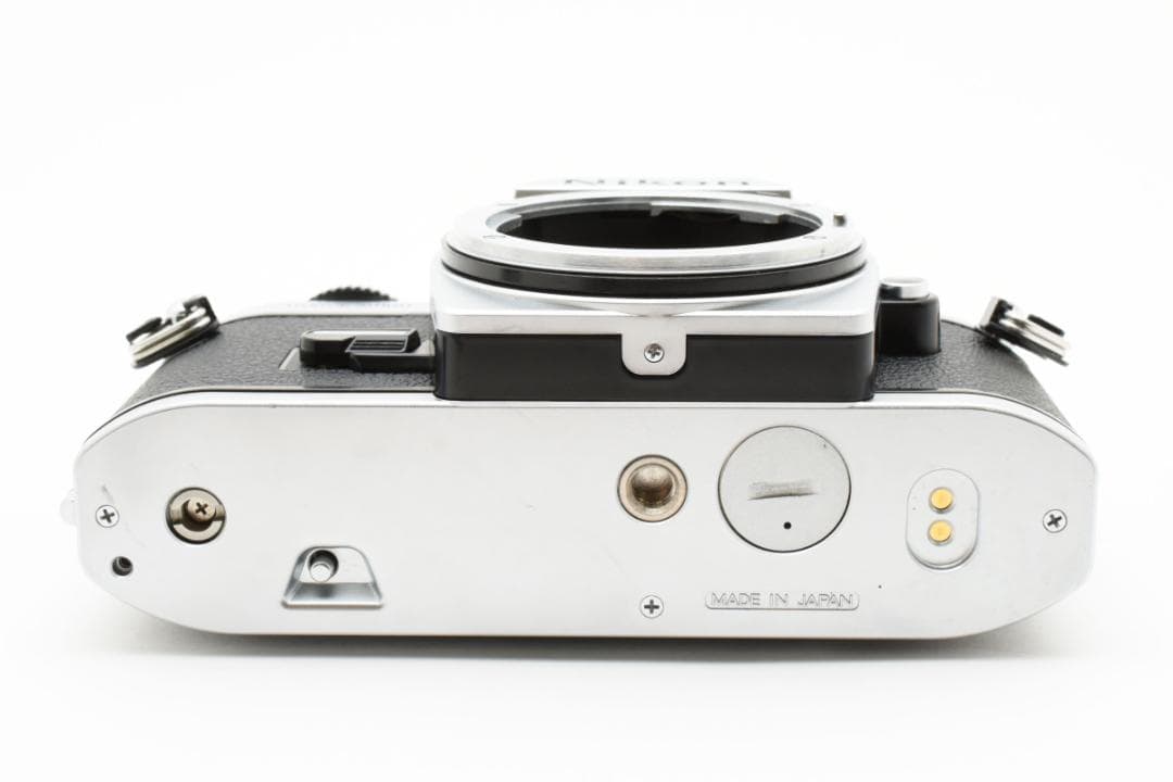 超美品 ニコン FG-20 シルバー フィルムカメラ　モルト新品交換済 M117