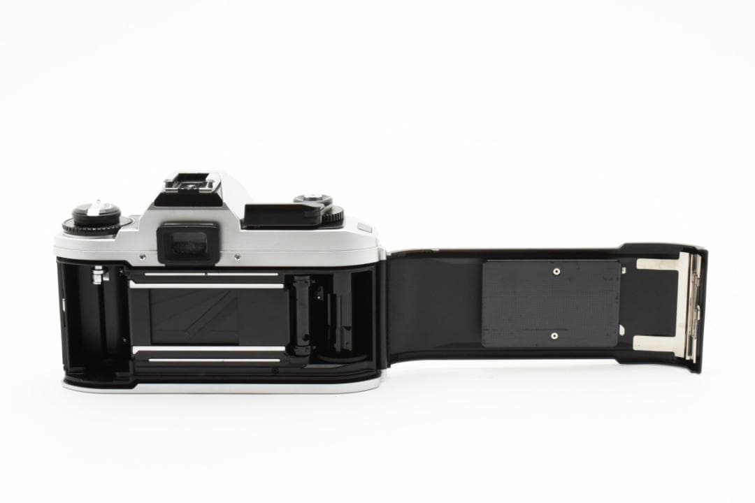 超美品 ニコン FG-20 シルバー フィルムカメラ　モルト新品交換済 M117