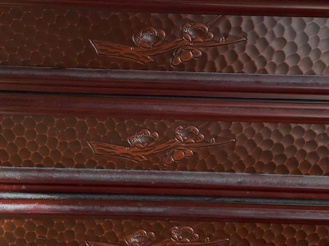 鎌倉彫り　衣装箪笥