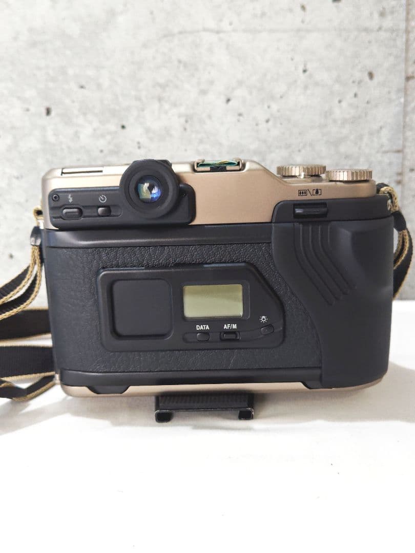 2060 FUJIFILM GA645zi　フィルムカメラ 最終‼️