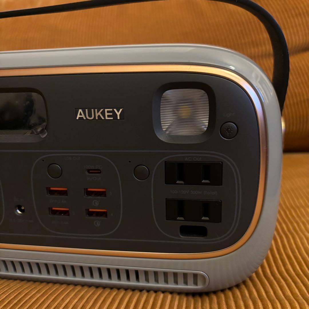 【美品】AUKEY 297WH ポータブル電源 PS-RE03