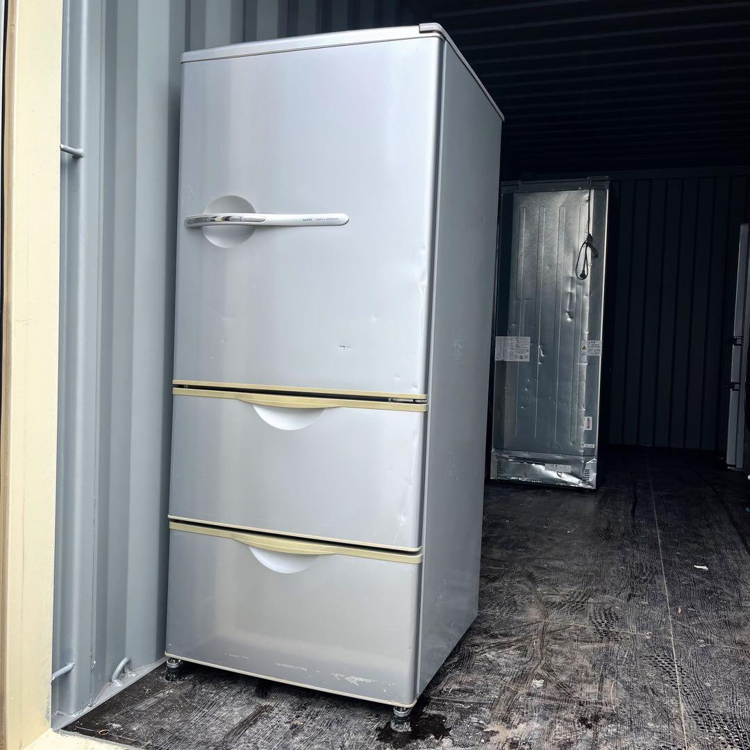 49取付無料！完動品！スタイリッシュシルバーレトロ風3ドア冷蔵庫！洗濯機
