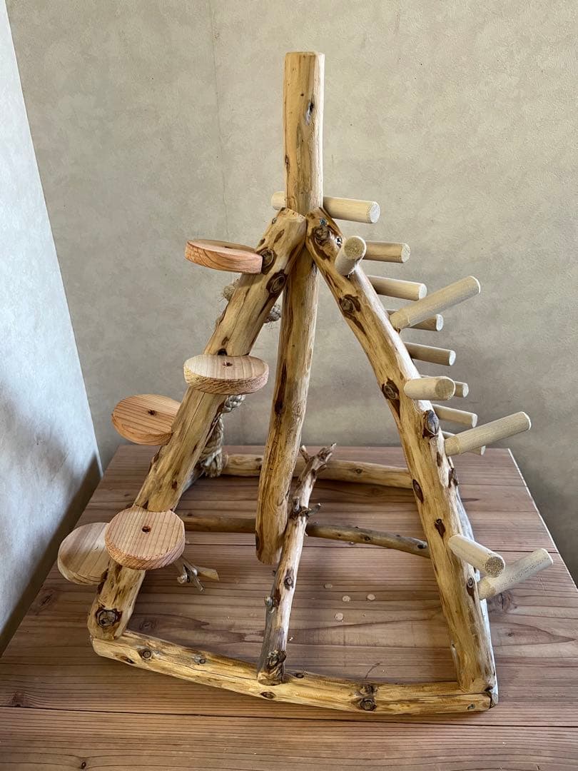 ピックさん専用ピンク鳥インコ止まり木 流木吊り下げ式バードアスレチックバード