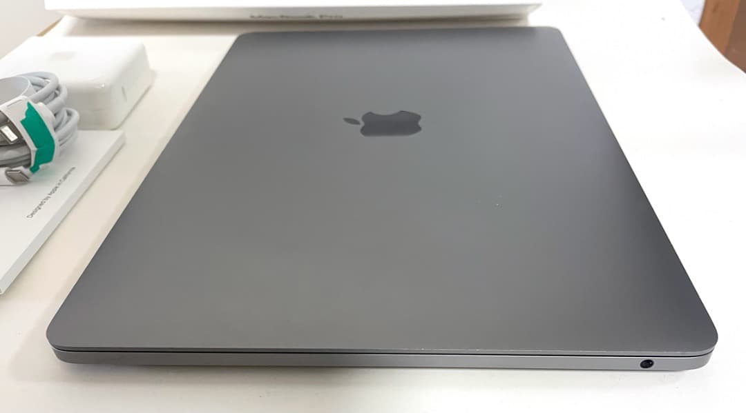 MacBook Pro13 2.5 GHz Corei7 512GB 性能アップ