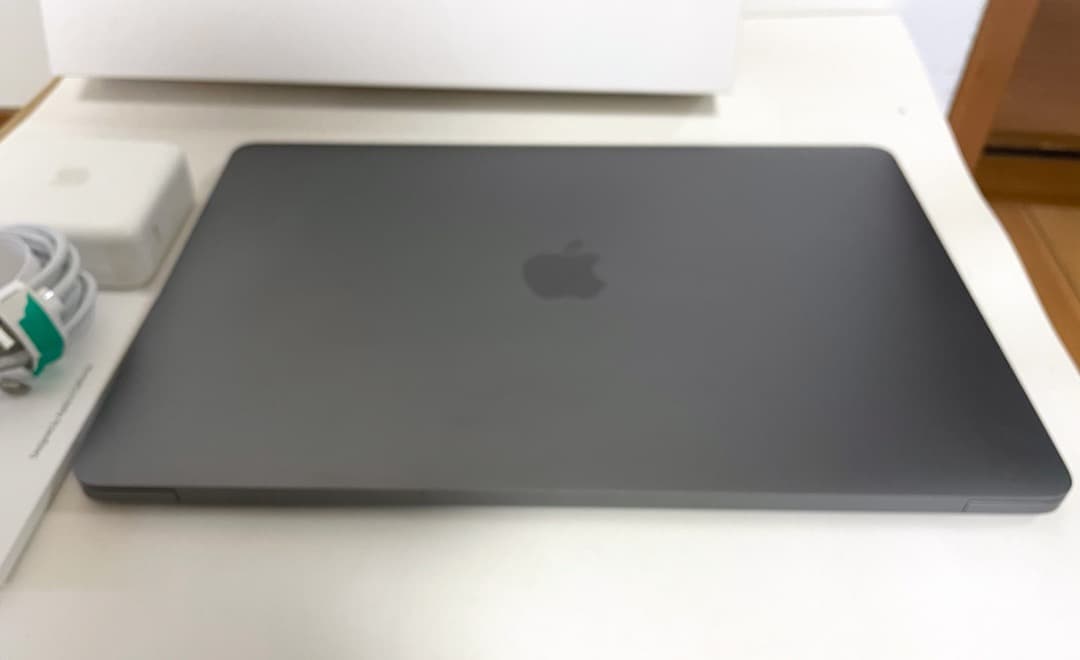MacBook Pro13 2.5 GHz Corei7 512GB 性能アップ