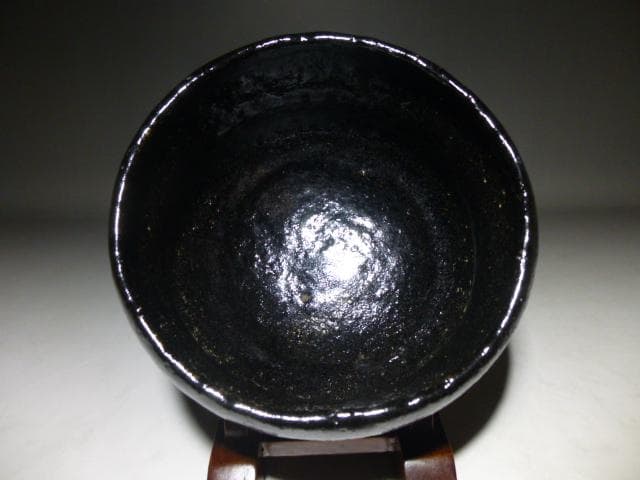 楽吉左衛門十五代　直入　黒茶碗／共箱共布／銘「多羅」／表千家十四代而妙斎極め箱