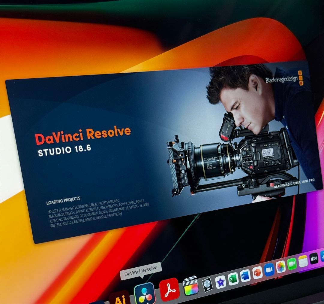 美品 MacBook Pro 16GB 指紋認証、タッチパネル /箱付き