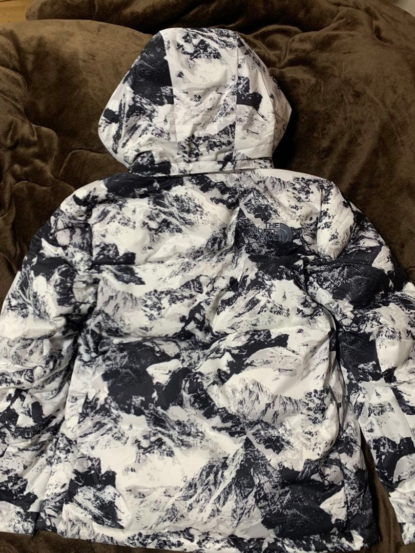 韓国限定　ノベルティチャレンジエアーダウンジャケット