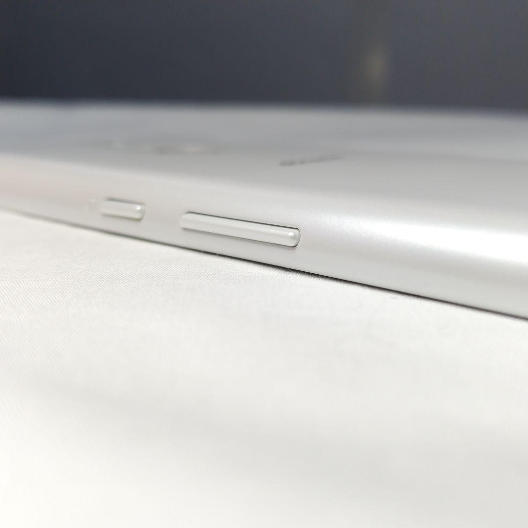 docomo arrows F-41B ロホワイト