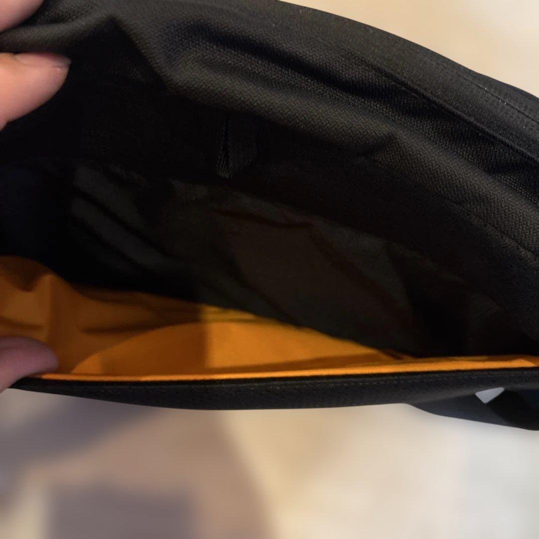 MYSTERY RANCH ブラック ショルダーバッグ