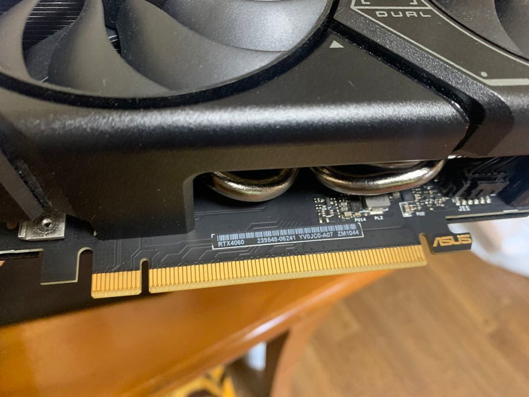 グラフィックボード・グラボ・ビデオカード ASUS GeForce RTX 4060 OC