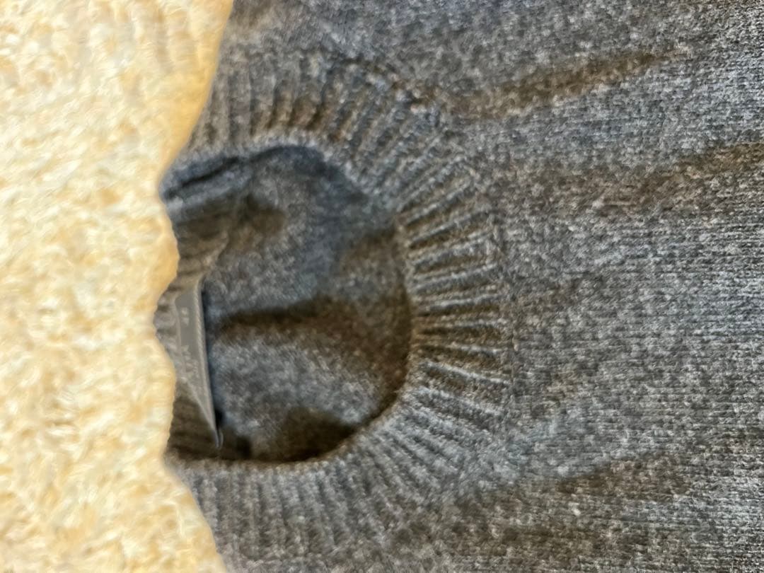 i*a様 プラダ エルボーパッチセーター チャコールグレー 首周り補修有り