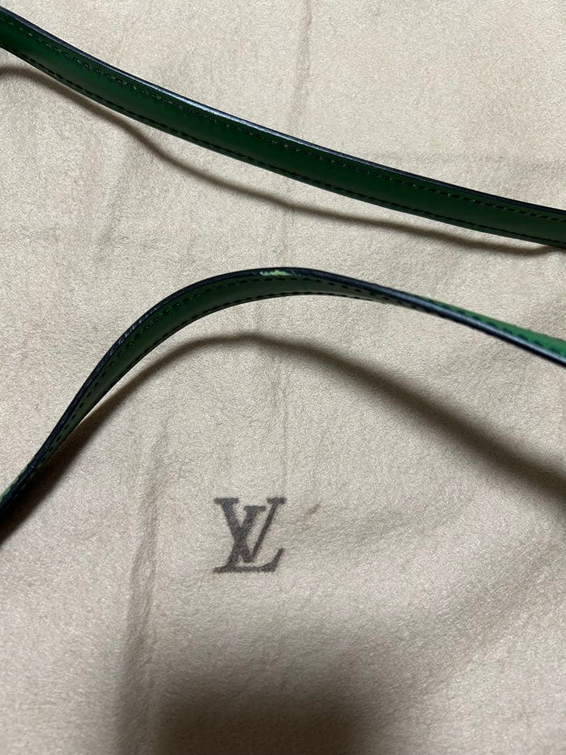 ルイヴィトン グリーン ショルダーバッグ