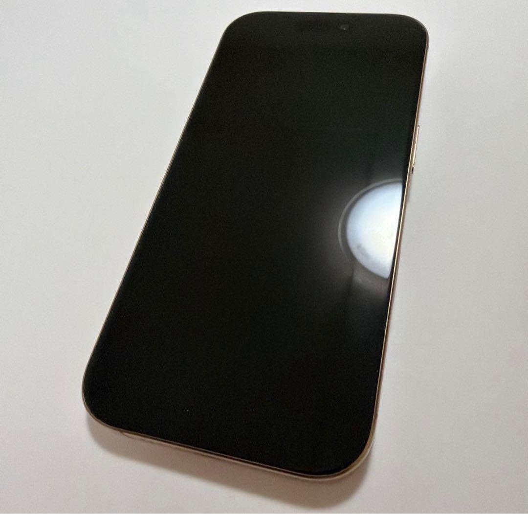 Apple iPhone 16 Pro 256GB デザートチタニウム