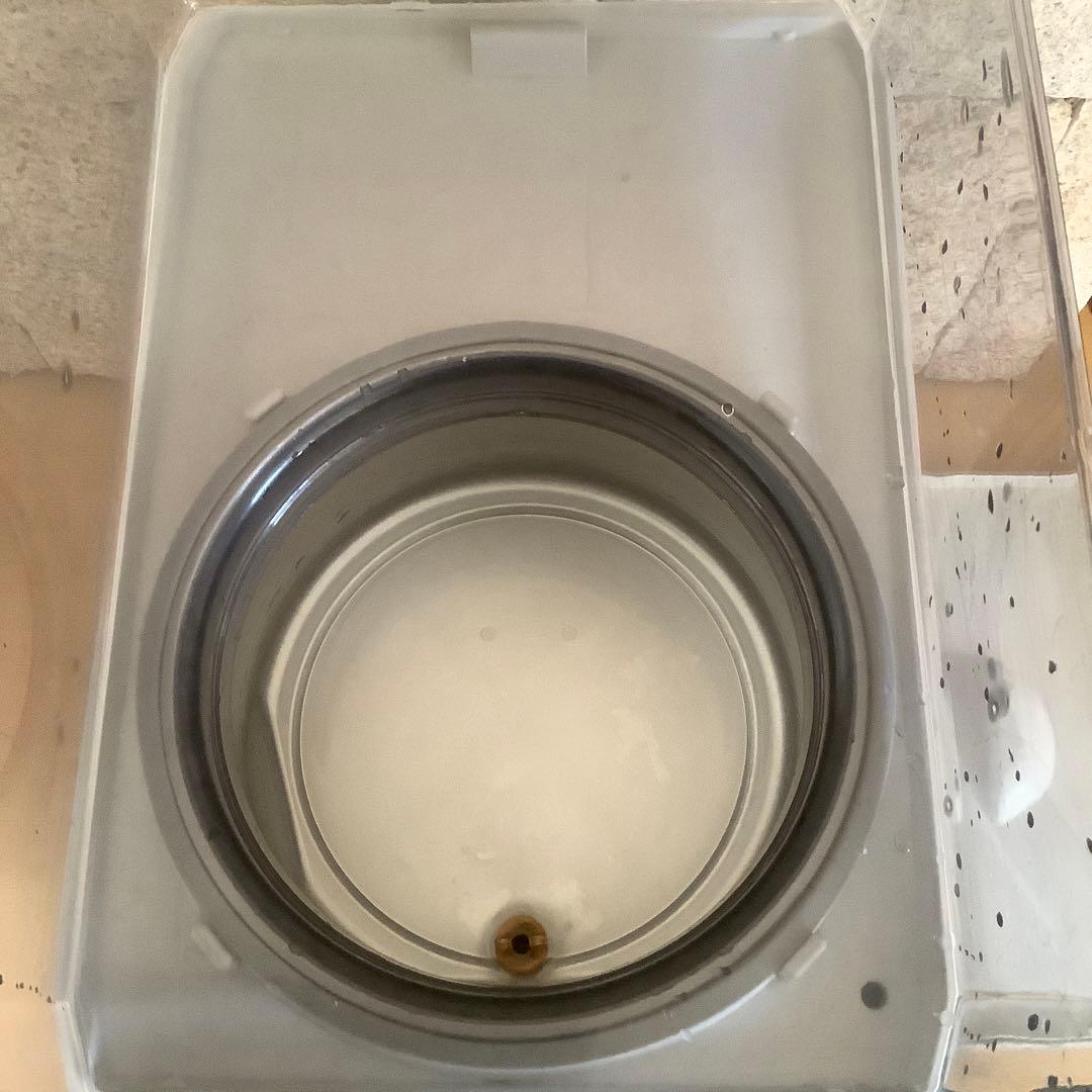 TOSHIBA ウォータークーラー　タンクトップ形