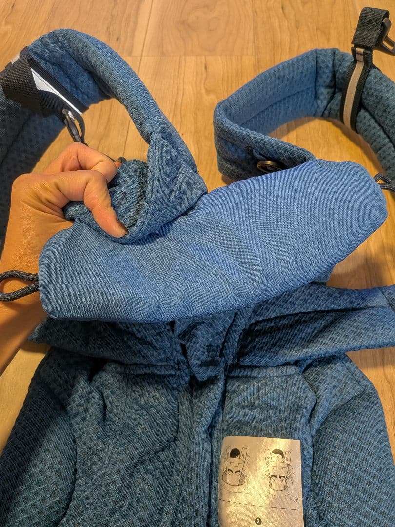 美品　エルゴベビー　オムニブリーズ 抱っこ紐　専用のよだれカバーもお付けします!