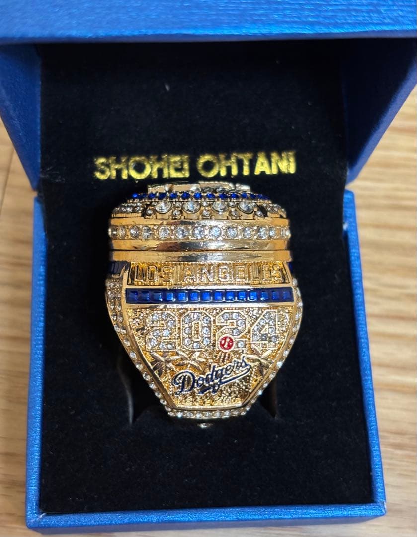【厳選構成】大谷翔平 2024世界一リング＆トロフィー50/50会員証非売品4点
