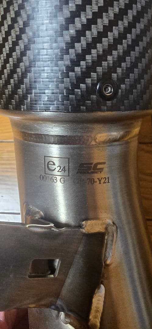 YZF R6 SC PROJECT GP70-R スリップオンマフラー