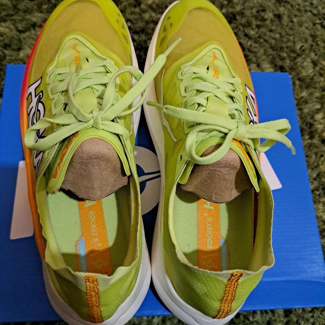 ホカオネオネ　ロケットＸ２　26.5