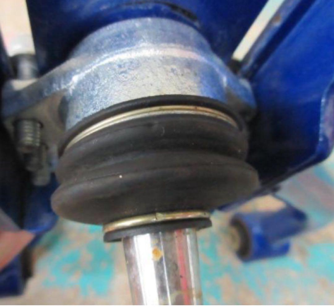 メーガンレーシング フロントアッパーアーム　クラウン