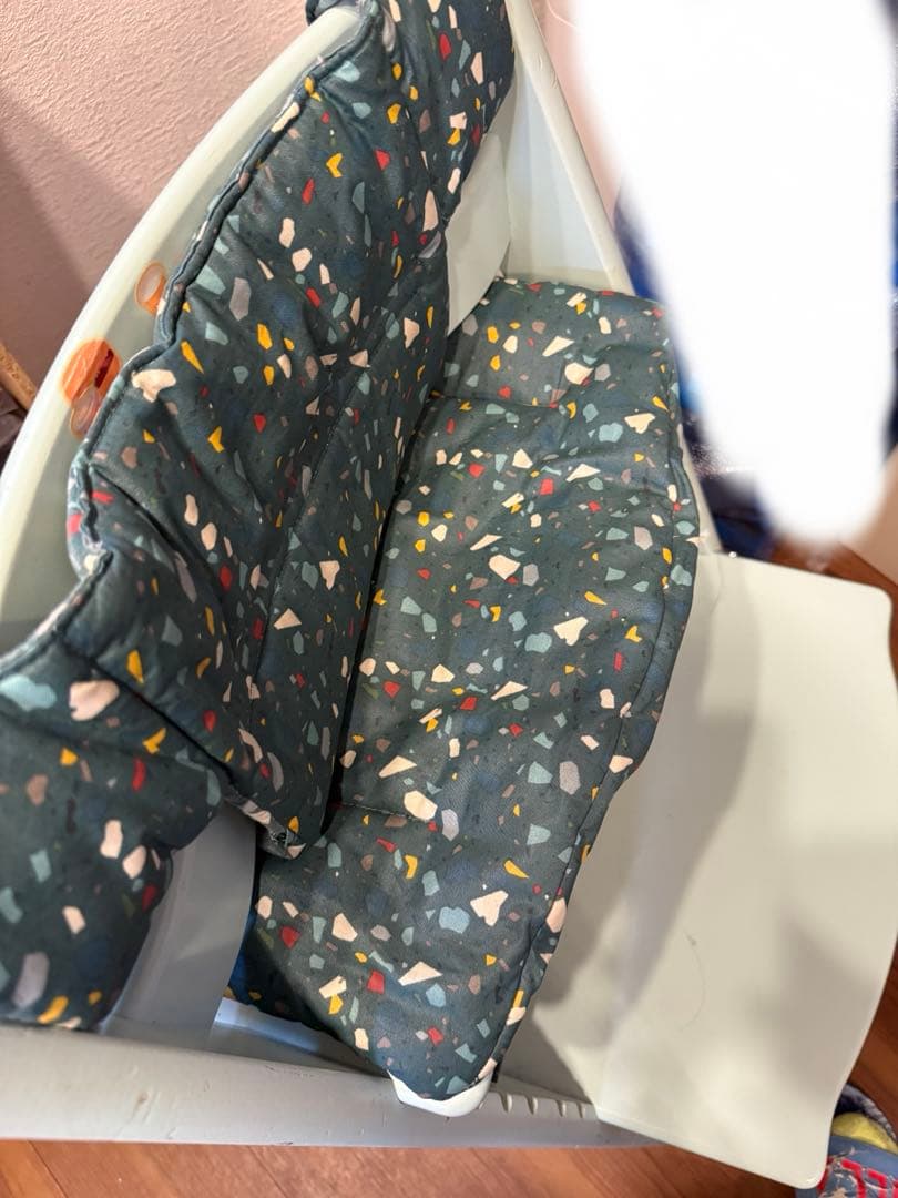 ストッケ　ハイチェア 公式クッション付き