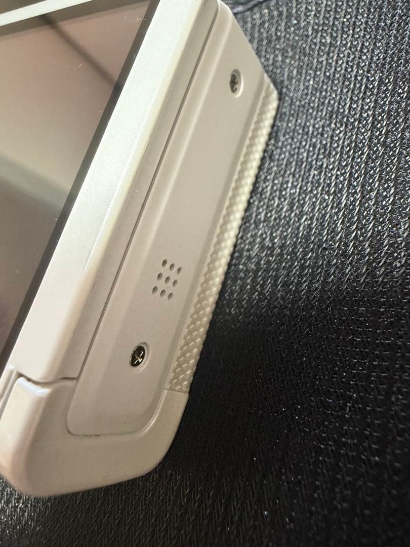 美品 CASIO EXILIM EX-ZR70WE ホワイト