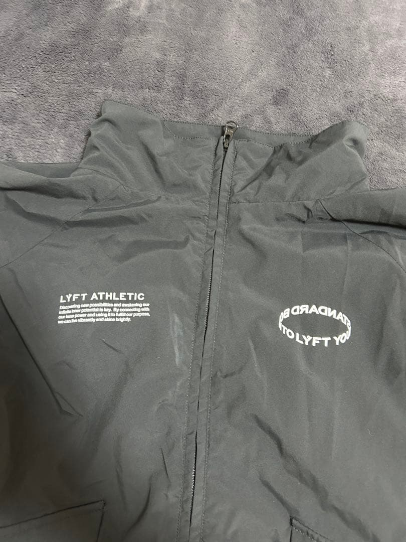 LYFT ナイロンジャケット ブラック
