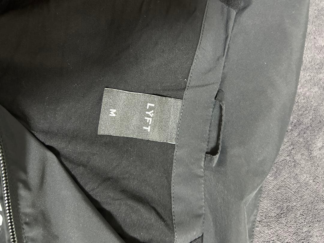 LYFT ナイロンジャケット ブラック