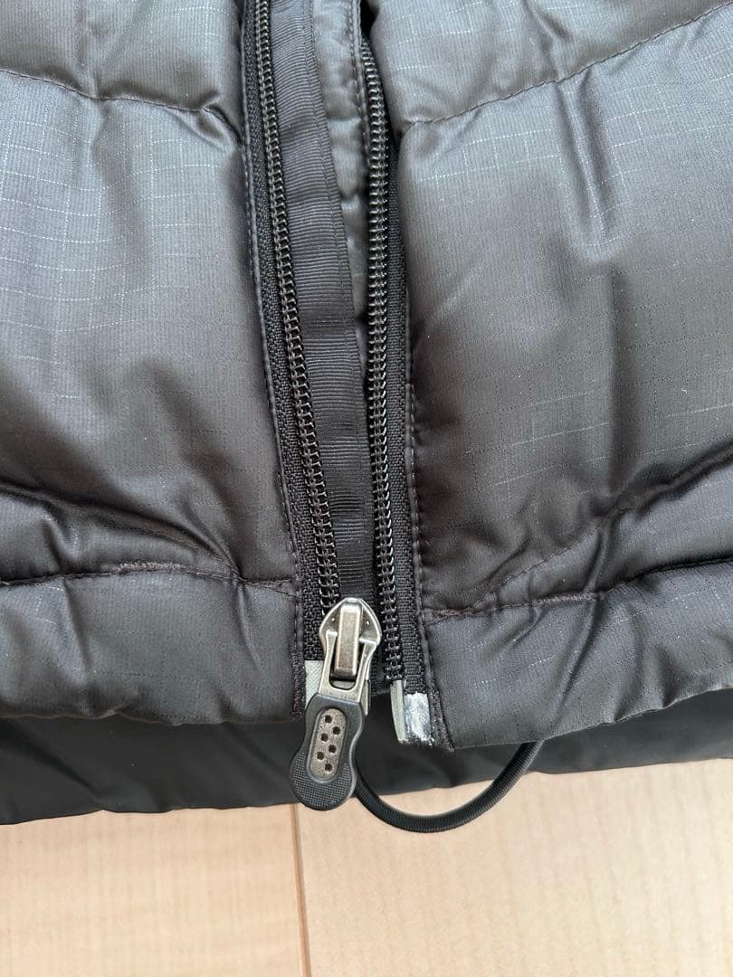 Patagonia ブラック ダウンジャケット フード付き M