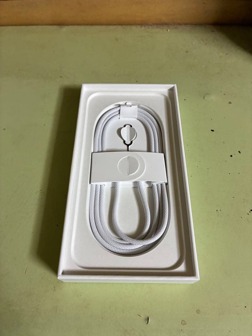 スマートフォン本体 iPhone16e