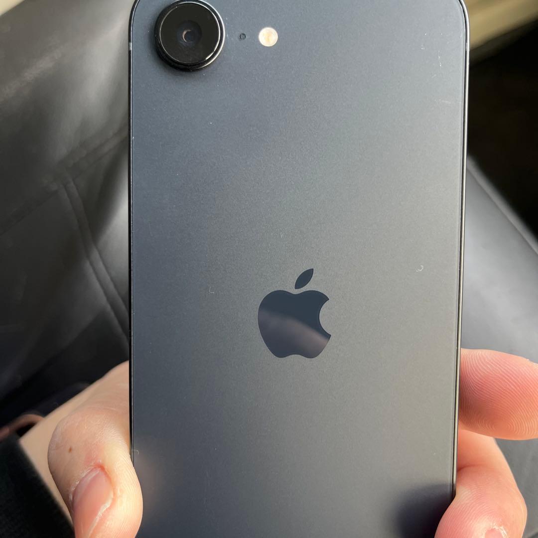 iPhone16e ブラック　128GB SIMフリー