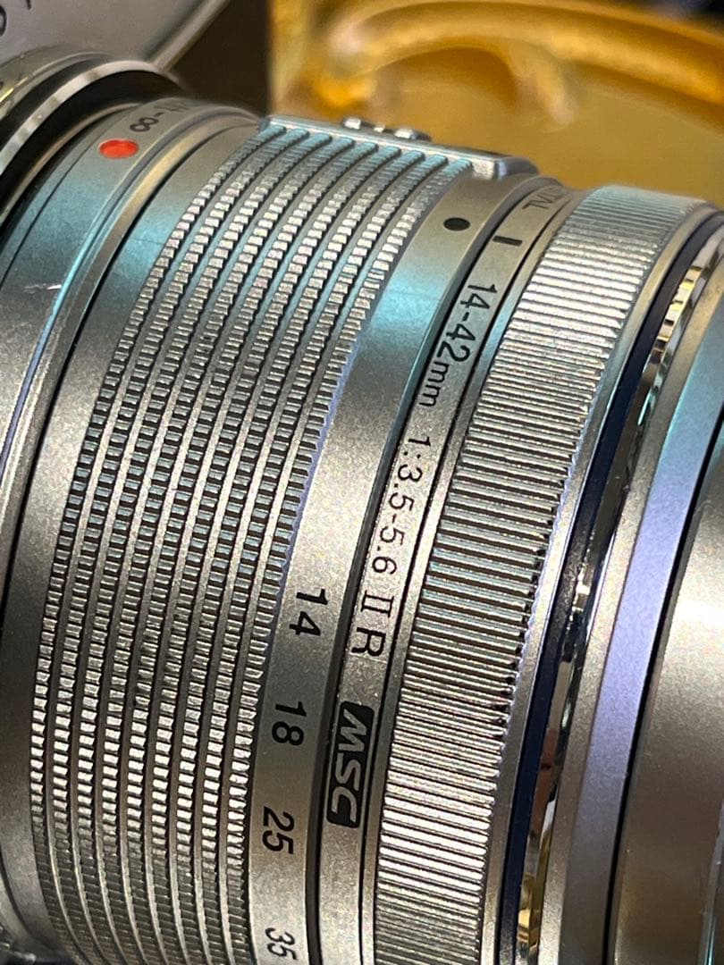 295回 ? 美品 OLYMPUS E-P5 VF-2 14-42mm II R