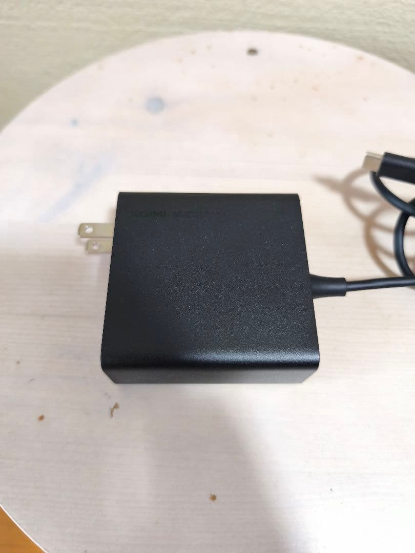 XGIMI MoGo 2 Pro プロジェクター 小型 純正スタンド付き