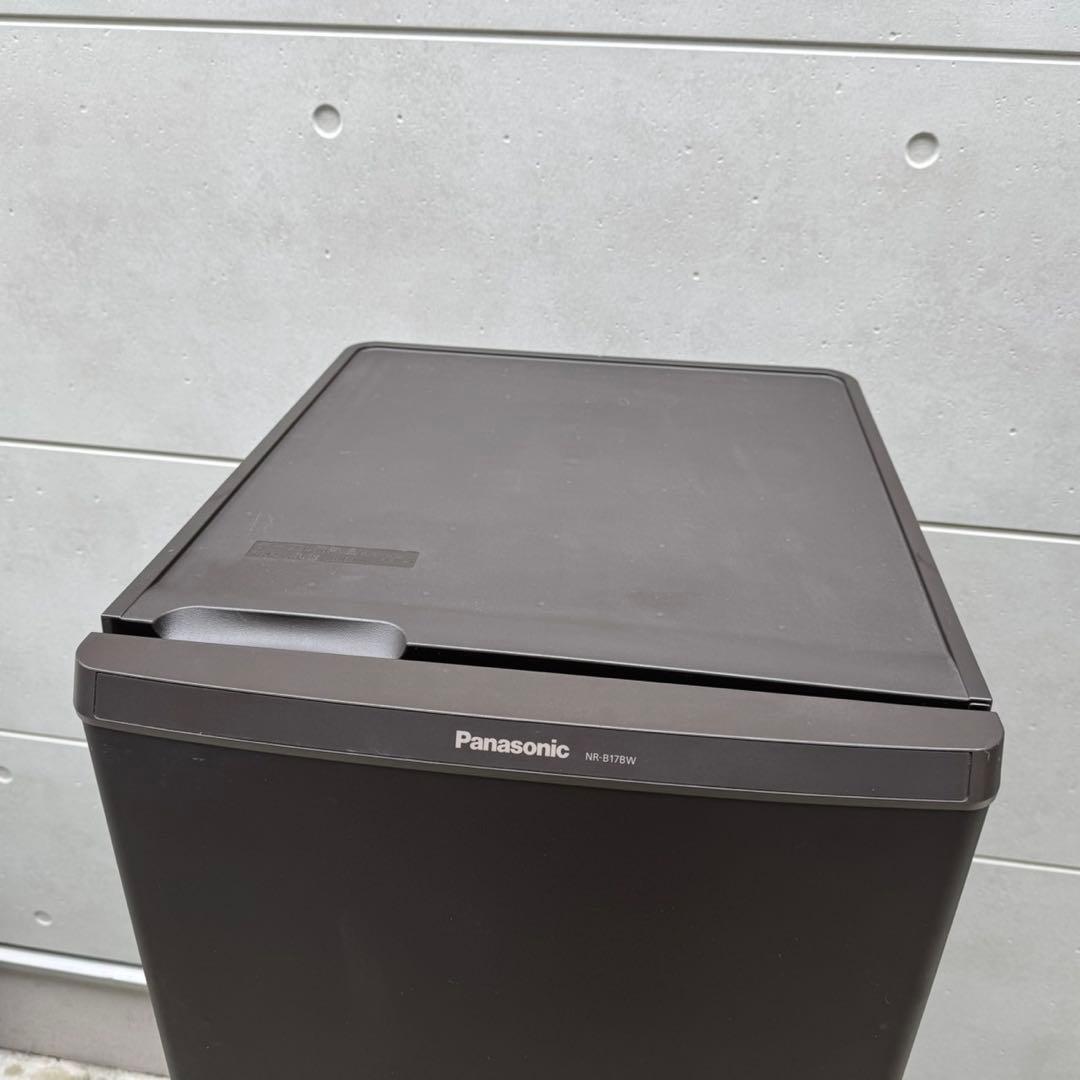 160⭐️2019年製美品★パナソニック　冷蔵庫　大型　マットブラウン　一人暮らし