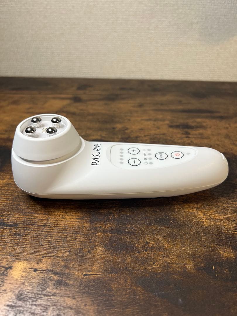 パスリル　PASURIRE 美顔器