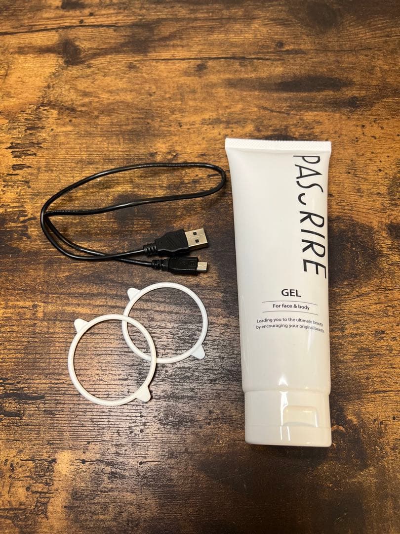 パスリル　PASURIRE 美顔器