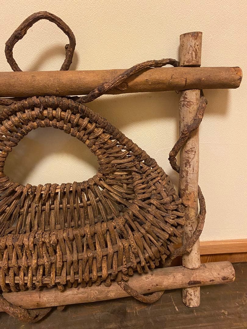 694 自然素材　看板　葡萄籠　葡萄籠ツル細工　花生け　ガーデンニング　かご